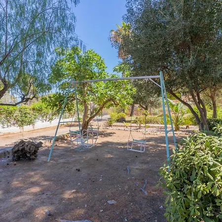 Semesterbostad In Denia: Beachfront With Bbq *