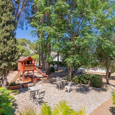 Semesterbostad In Denia: Beachfront With Bbq Denia