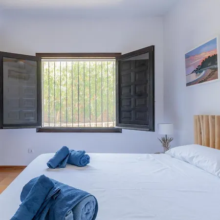 In Denia: Beachfront With Bbq Denia