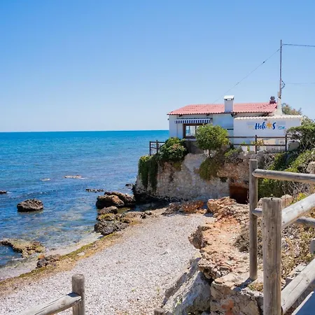 Semesterbostad In Denia: Beachfront With Bbq