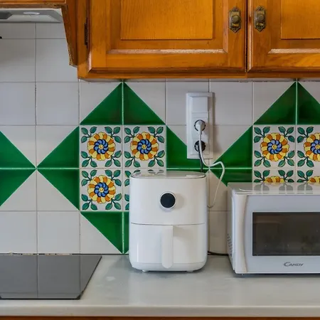 Semesterbostad In Denia: Beachfront With Bbq