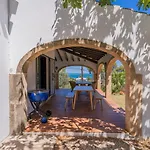 In Denia: Beachfront With Bbq Ferienhaus *