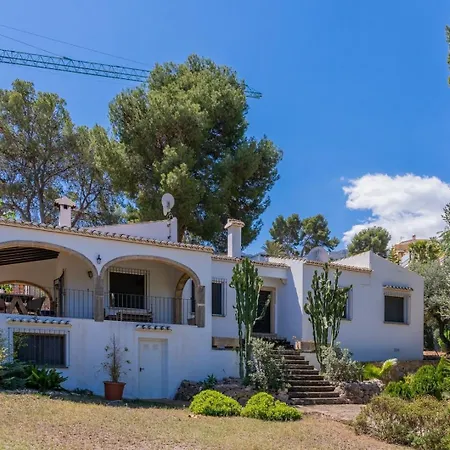 Semesterbostad In Denia: Beachfront With Bbq *