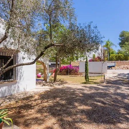 In Denia: Beachfront With Bbq Semesterbostad Denia