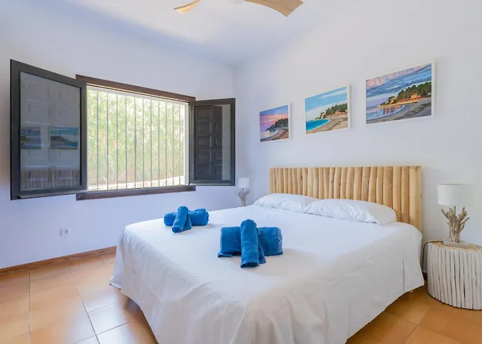 Ferienhaus In Denia: Beachfront With Bbq